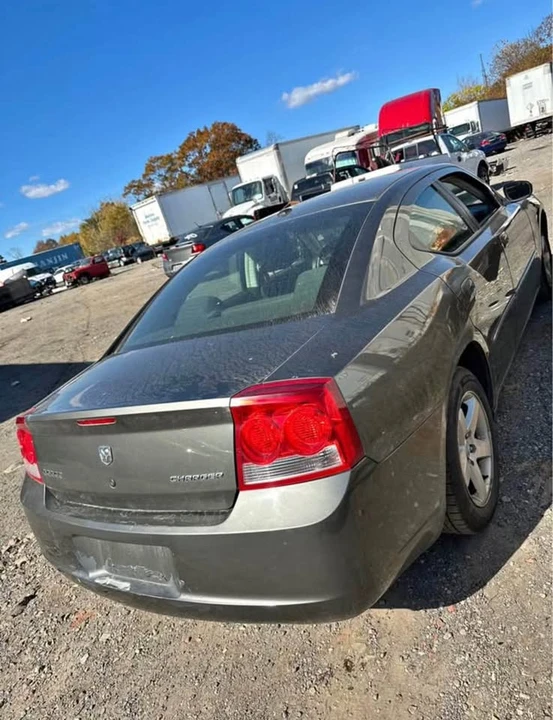 2009 Dodge Charger 6th Gen - Image 2 of 7