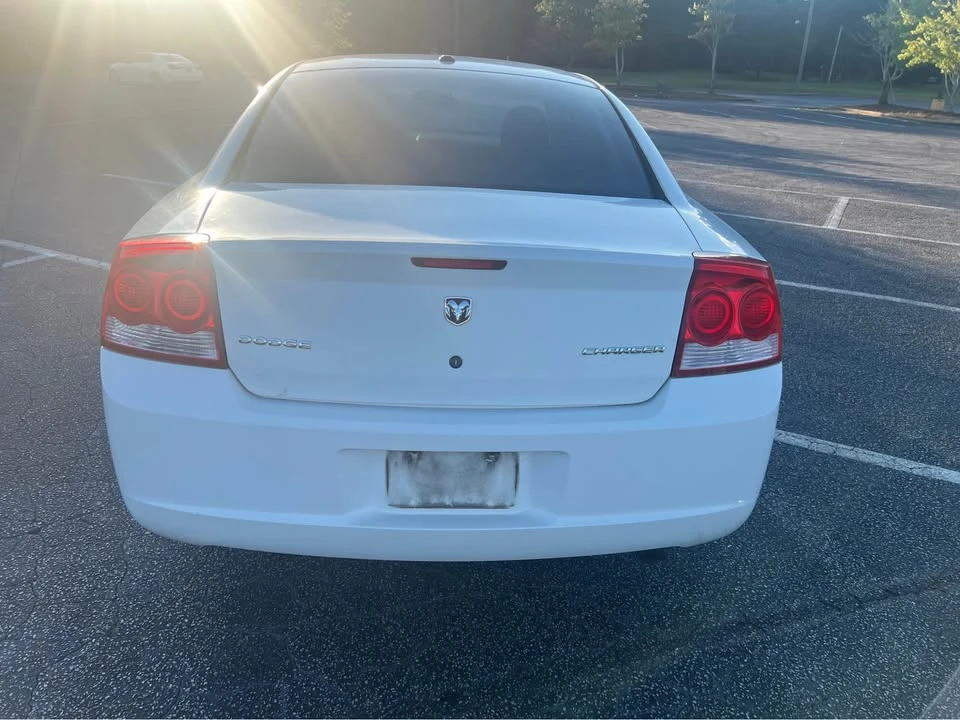2009 Dodge Charger 6th Gen - Image 7 of 10