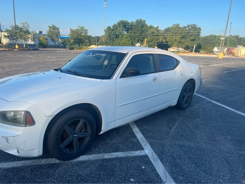 2009 Dodge Charger 6th Gen - Image 4 of 10