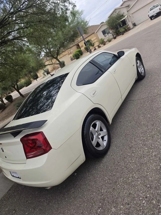 2009 Dodge Charger 6th Gen - Image 3 of 9