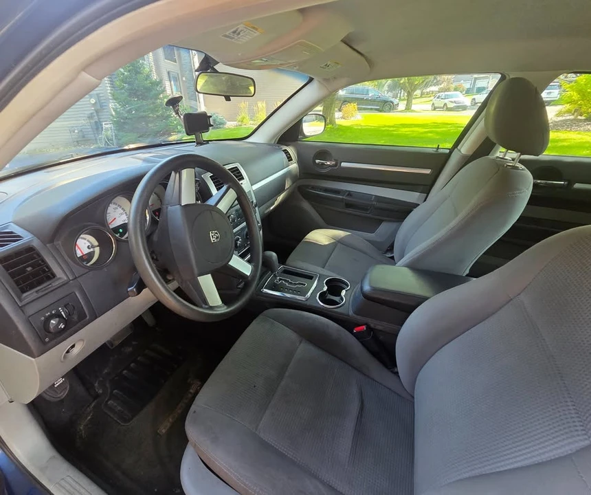 2009 Dodge Charger - Image 6 of 7