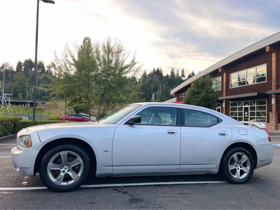 2009 Dodge Charger 6th Gen - Image 2 of 12