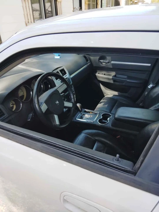 2009 Dodge Charger 6th Gen - Image 3 of 3
