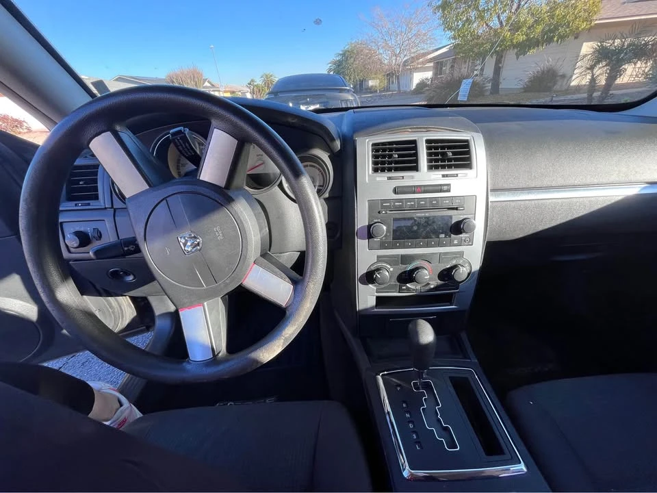 2009 Dodge Charger 6th Gen - Image 13 of 17