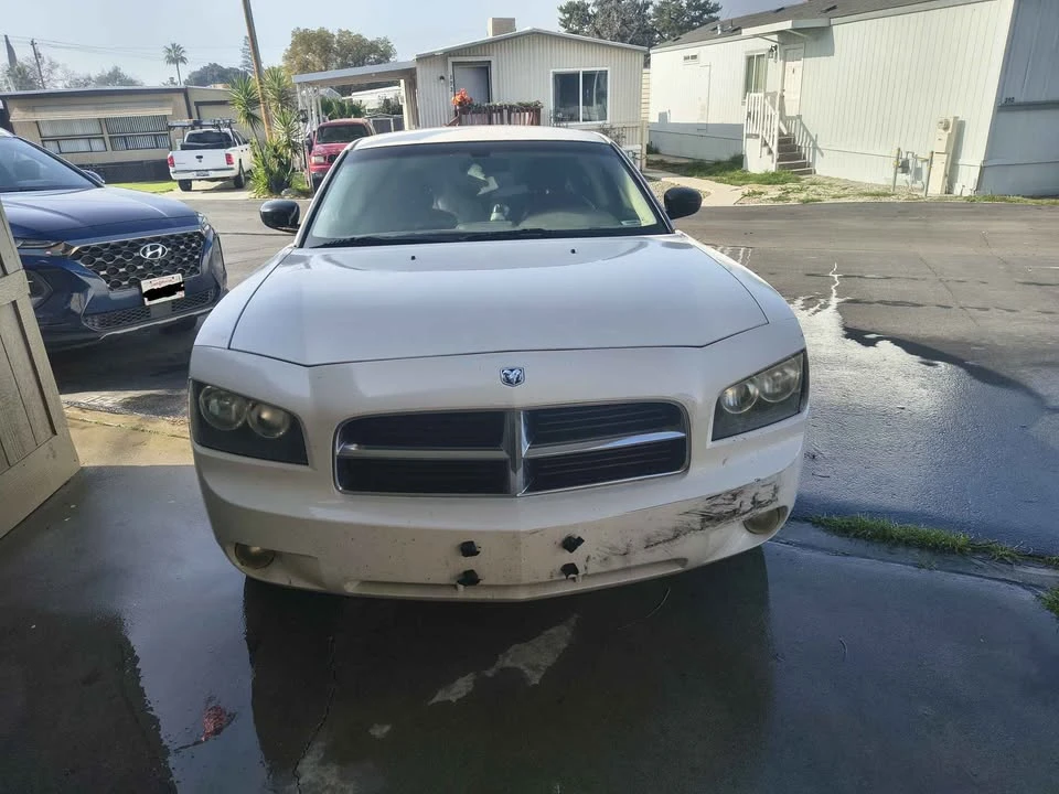 2009 Dodge Charger 6th Gen - Image 4 of 10