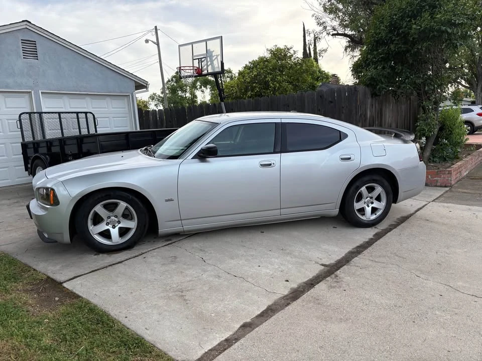 2009 Dodge Charger 6th Gen - Image 2 of 7