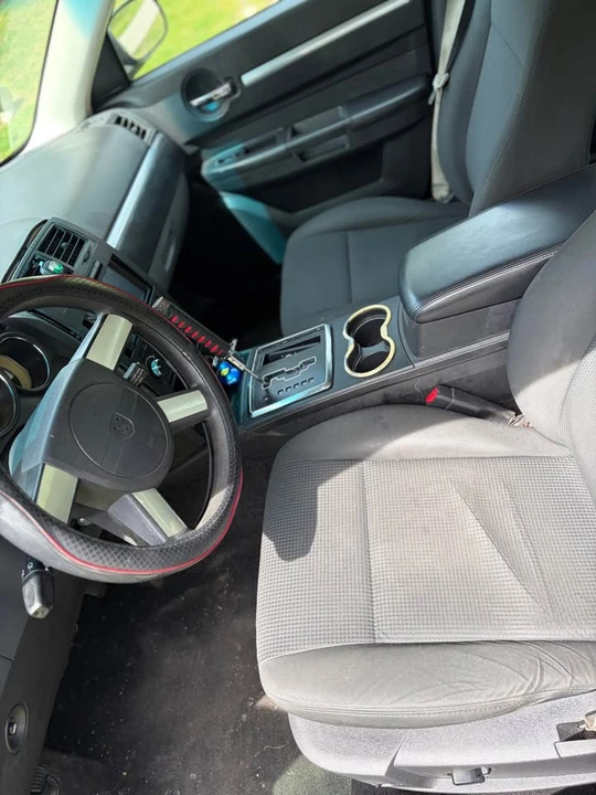 2009 Dodge Charger 6th Gen - Image 5 of 7