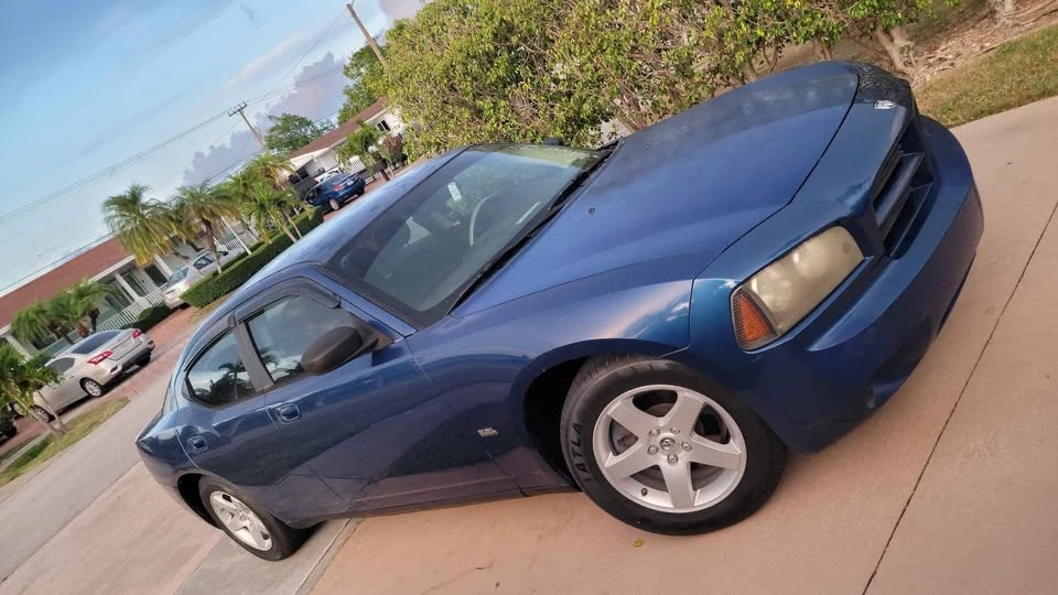 2009 Dodge Charger 6th Gen - Image 3 of 11