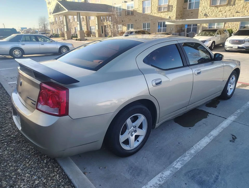 2009 Dodge Charger 6th Gen - Image 4 of 8