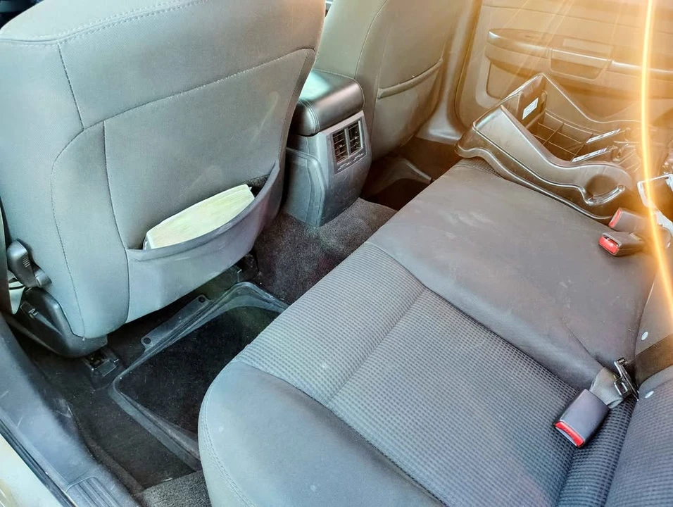 2009 Dodge Charger 6th Gen - Image 7 of 8
