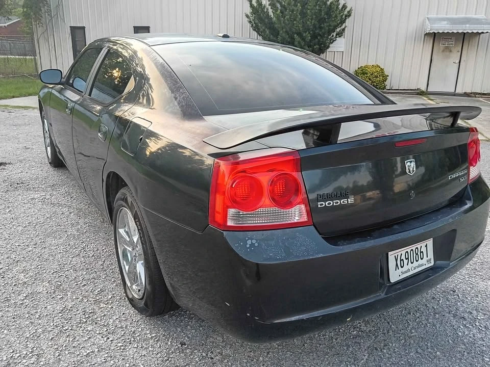 2009 Dodge Charger 6th Gen - Image 9 of 14