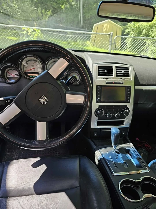 2009 Dodge Charger 6th Gen - Image 5 of 10