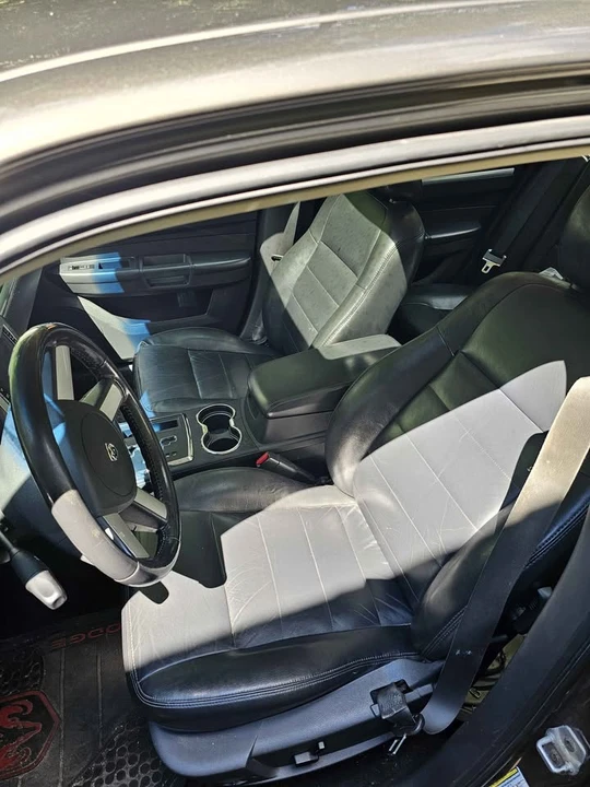 2009 Dodge Charger 6th Gen - Image 4 of 10