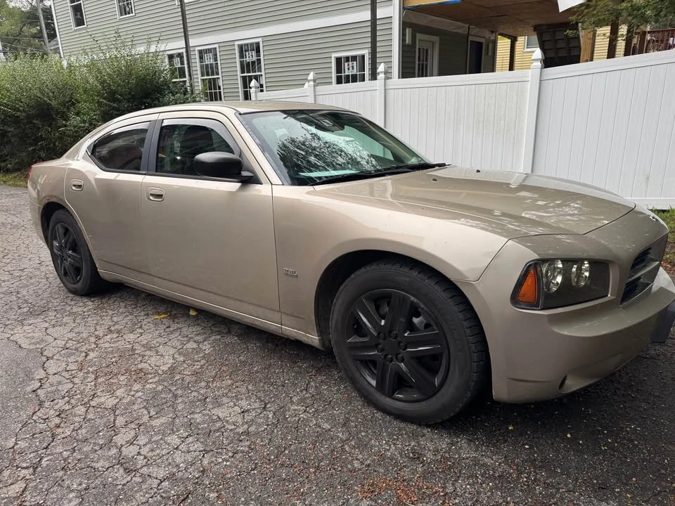 2009 Dodge Charger 6th Gen - Image 4 of 14
