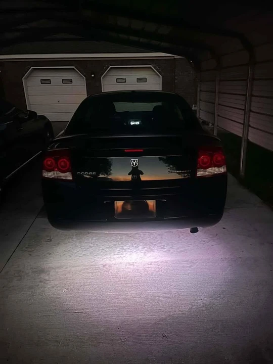 2009 Dodge Charger 6th Gen - Image 13 of 14