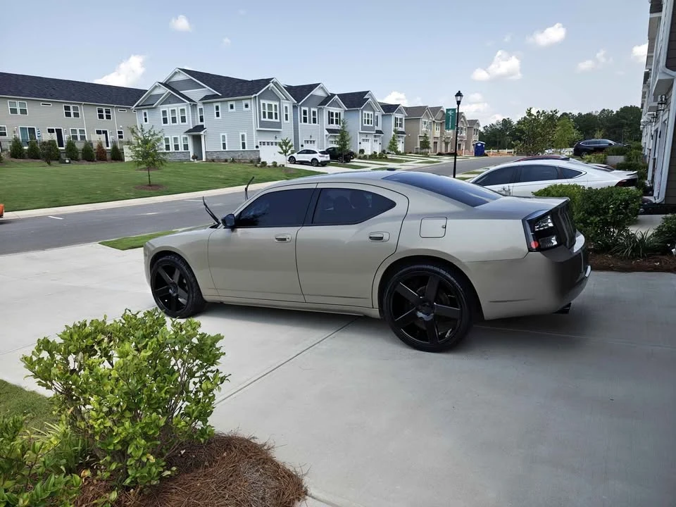 2009 Dodge Charger 6th Gen - Image 3 of 13