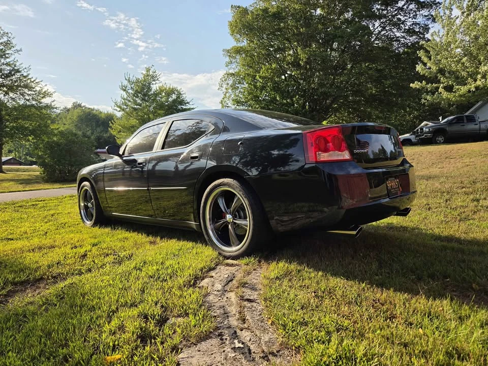 2009 Dodge Charger 6th Gen - Image 4 of 14