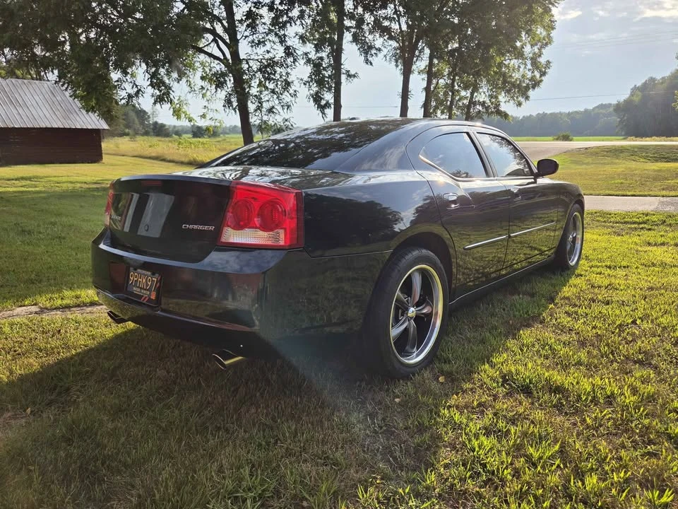 2009 Dodge Charger 6th Gen - Image 3 of 14