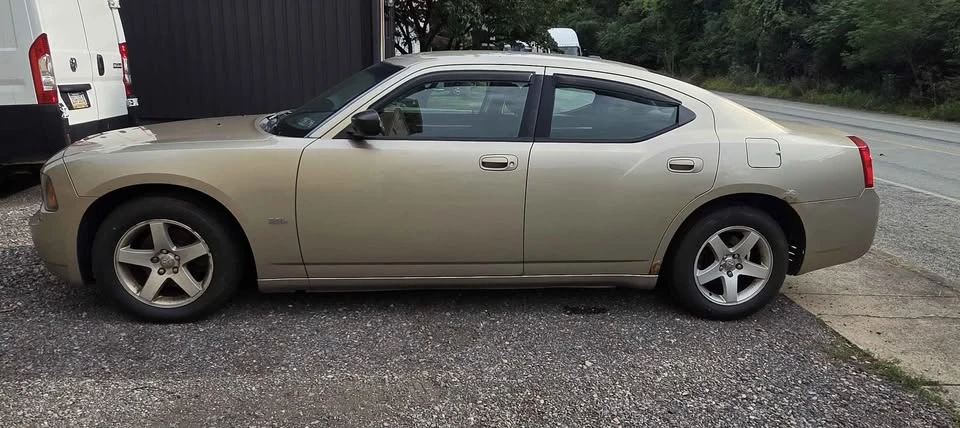 2009 Dodge Charger 6th Gen - Image 4 of 6