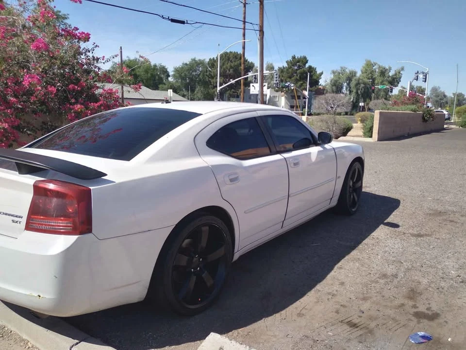 2009 Dodge Charger 6th Gen - Image 19 of 20