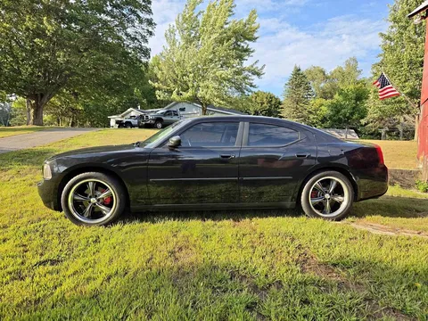 2009 Dodge Charger SXT Sedan 4D