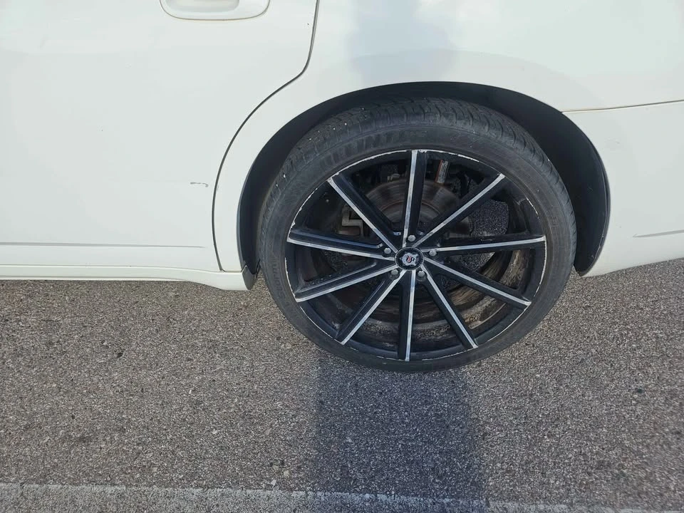 2009 Dodge Charger 6th Gen - Image 7 of 13