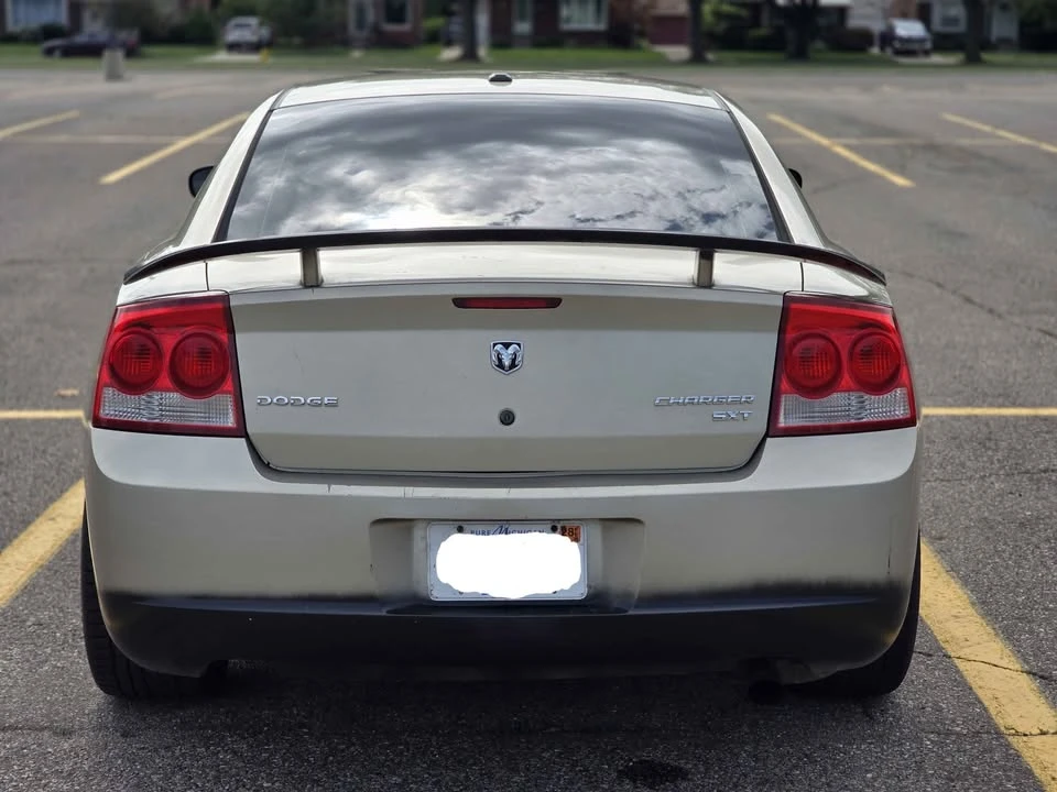2009 Dodge Charger 6th Gen - Image 6 of 16