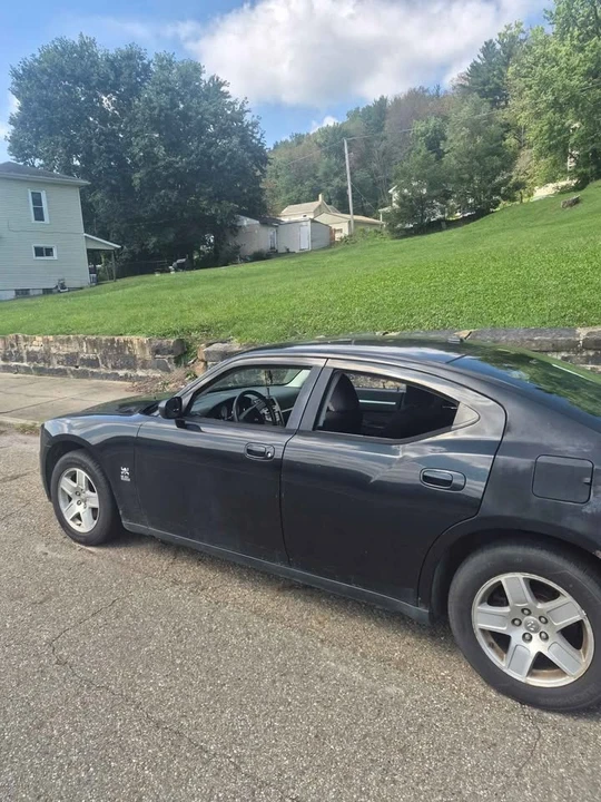 2009 Dodge Charger 6th Gen - Image 2 of 7