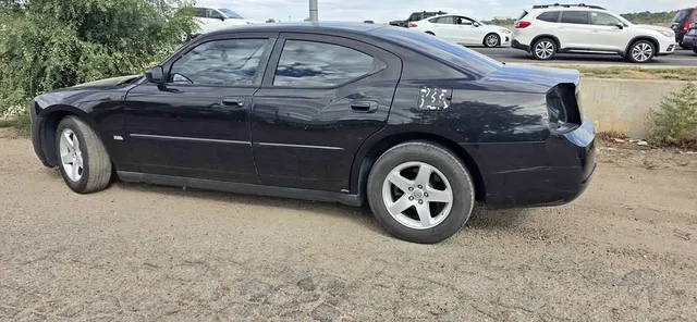 2009 Dodge Charger SXT Sedan 4D