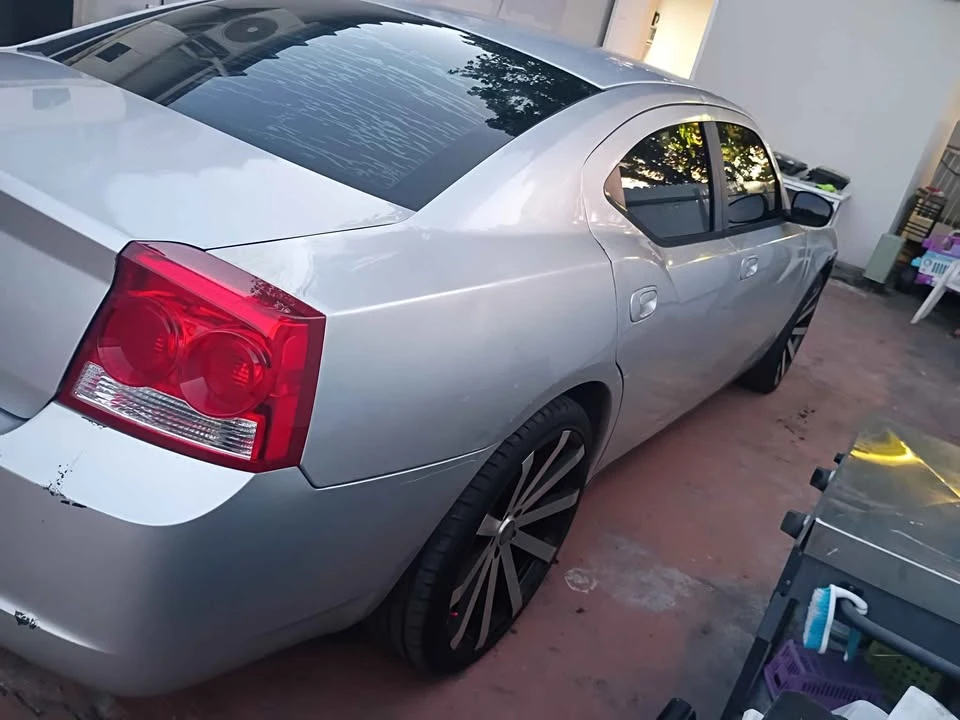 2009 Dodge Charger 6th Gen - Image 7 of 8