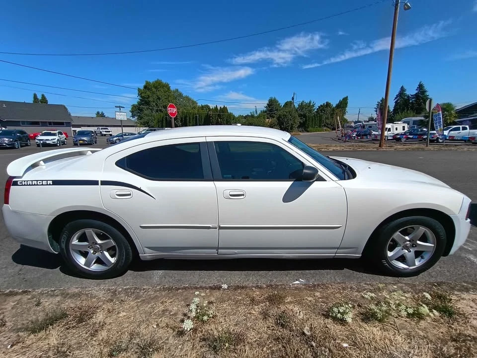 2009 Dodge Charger 6th Gen - Image 5 of 12