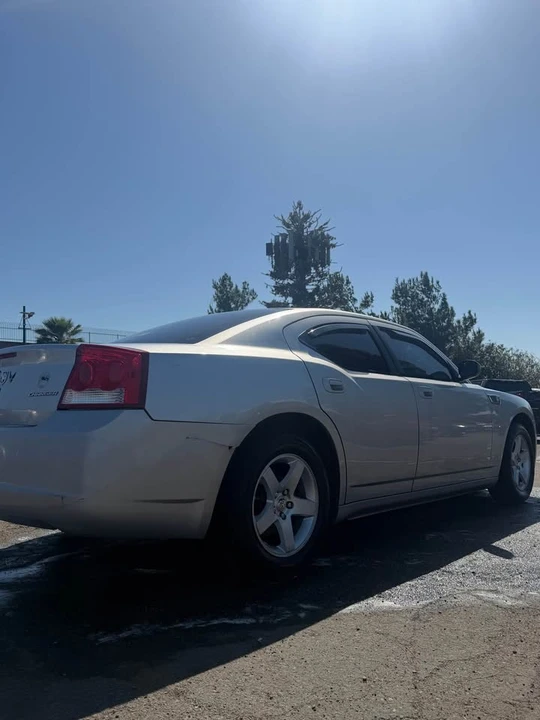 2009 Dodge Charger 6th Gen - Image 10 of 10