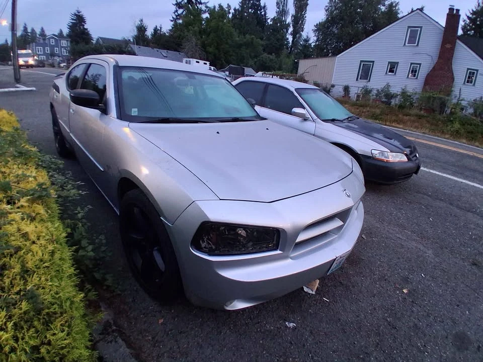 2009 Dodge Charger 6th Gen - Image 3 of 5