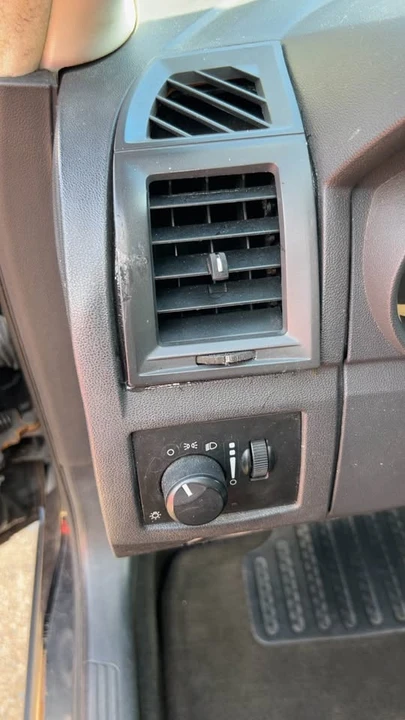 2009 Dodge Charger 6th Gen - Image 7 of 11