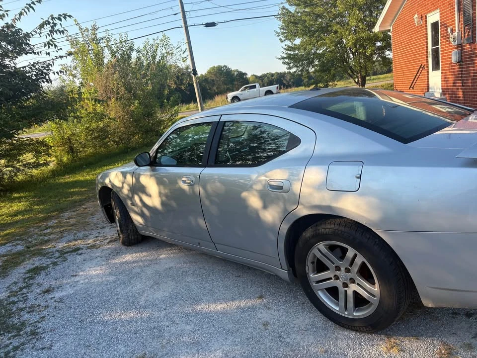 2009 Dodge Charger 6th Gen - Image 6 of 10