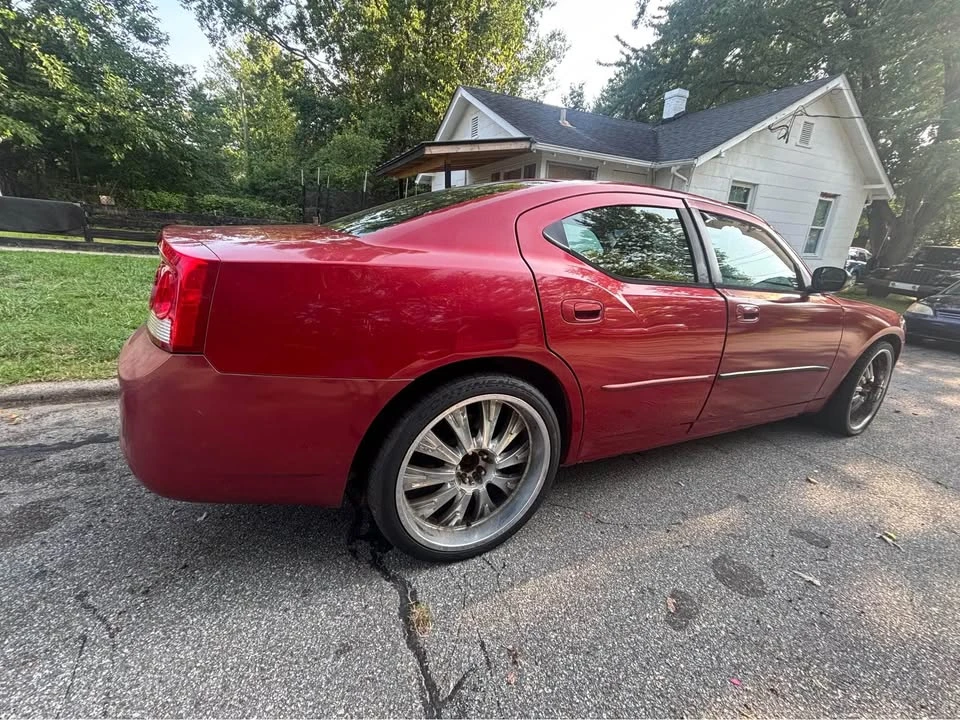 2009 Dodge Charger 6th Gen - Image 3 of 8