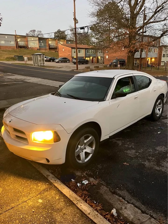 2009 Dodge Charger 6th Gen - Image 2 of 2