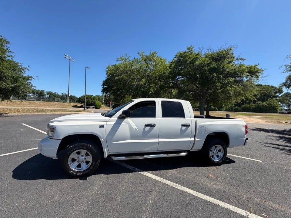 2009 Dodge Dakota 3rd Gen - Image 2 of 24