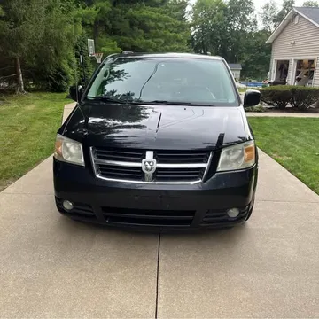 2009 Dodge Grand Caravan SXT Minivan 4D