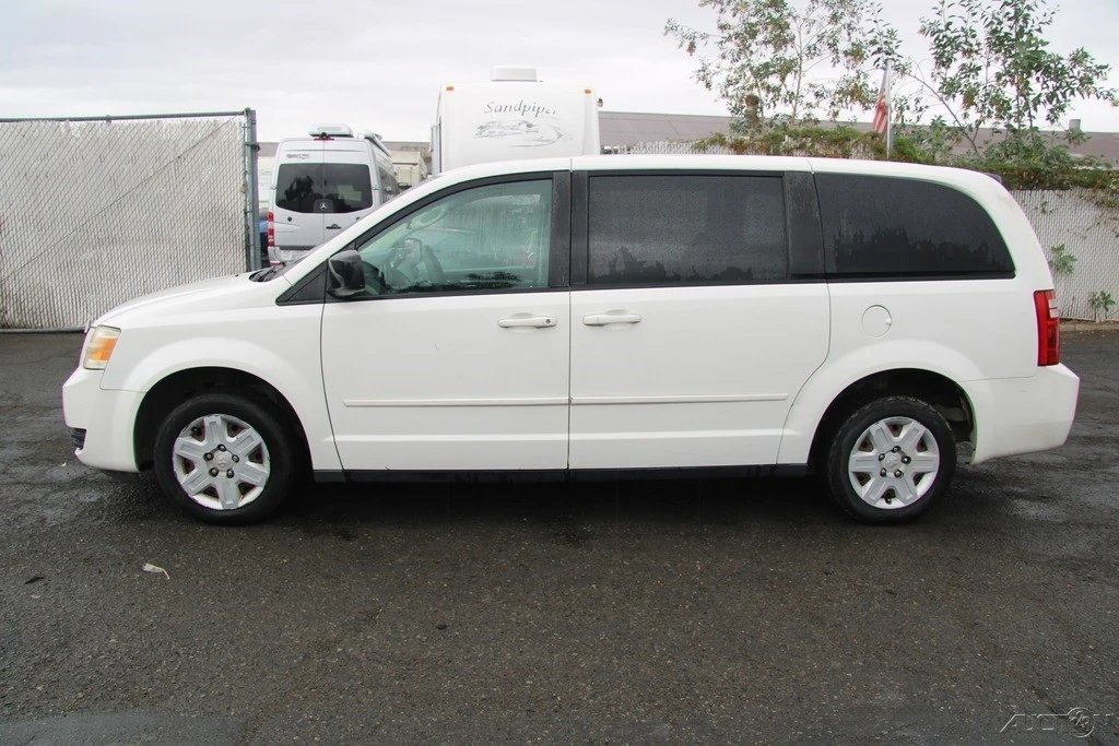 2009 Dodge Caravan - Image 3 of 21