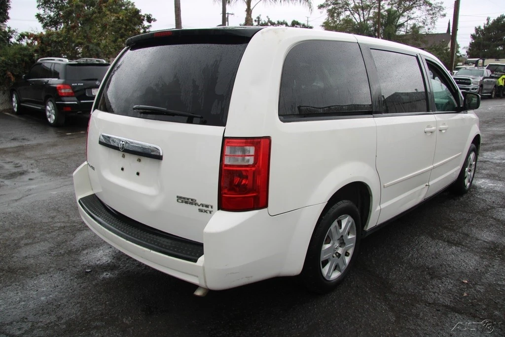 2009 Dodge Caravan - Image 6 of 21