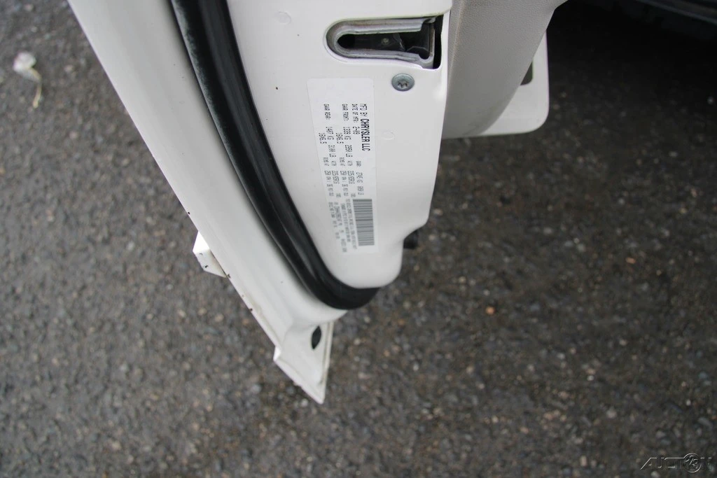 2009 Dodge Caravan - Image 10 of 21