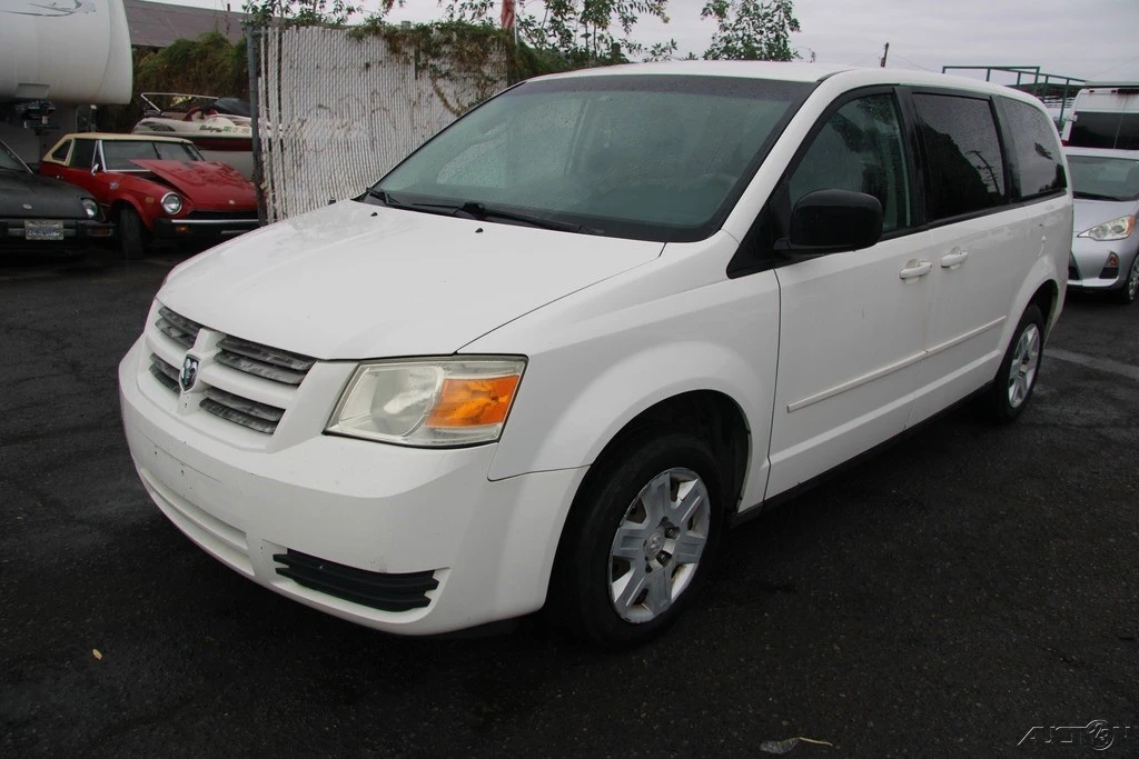 2009 Dodge Caravan - Image 2 of 21