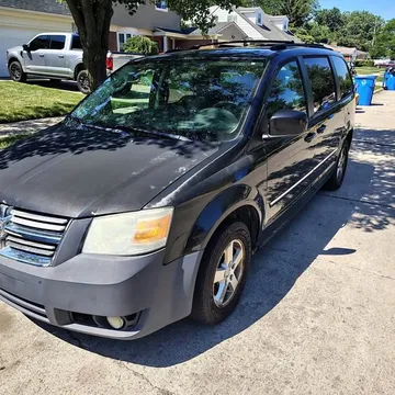 2009 Dodge Grand Caravan SXT Minivan 4D
