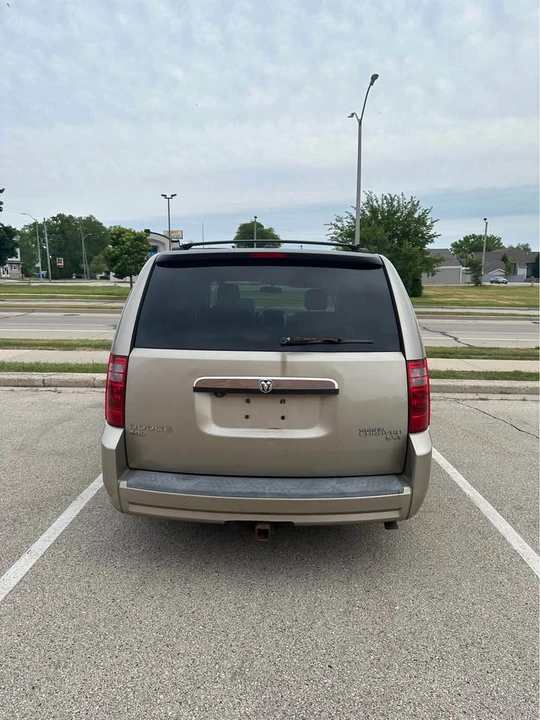 2009 Dodge Caravan - Image 7 of 13