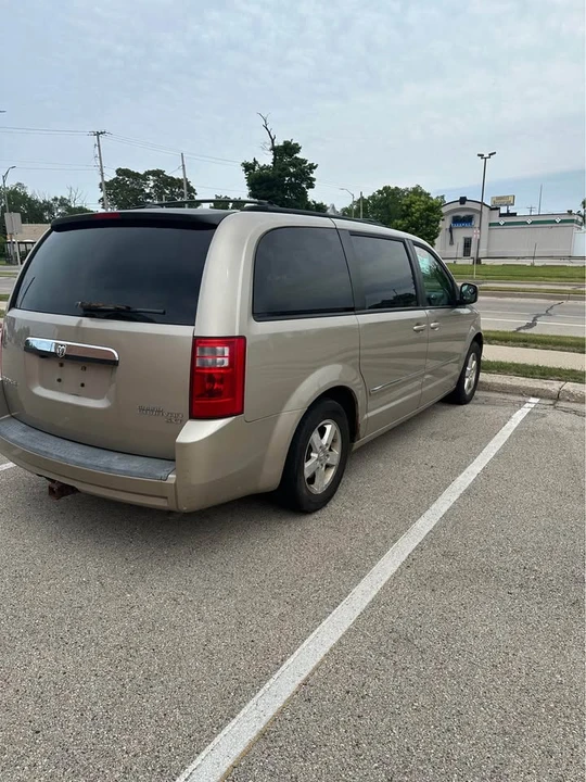 2009 Dodge Caravan - Image 3 of 13
