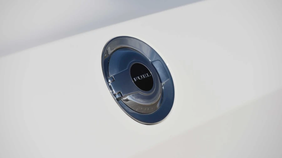 2009 Dodge Challenger 3rd Gen - Image 16 of 20