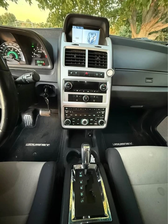2009 Dodge Journey - Image 8 of 18