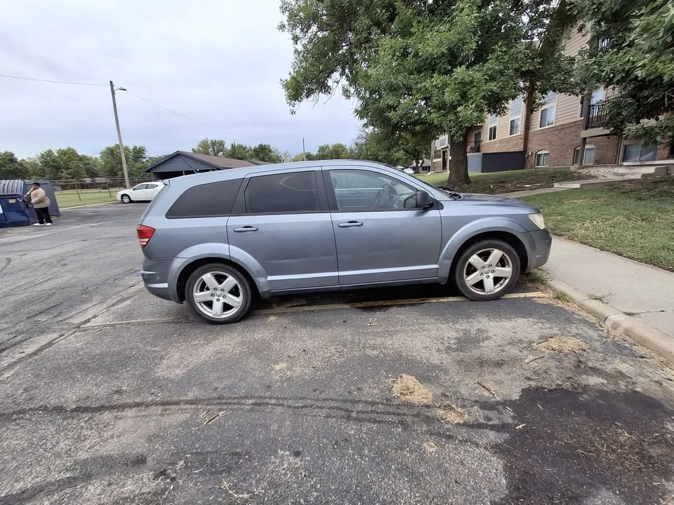 2009 Dodge Journey - Image 4 of 5