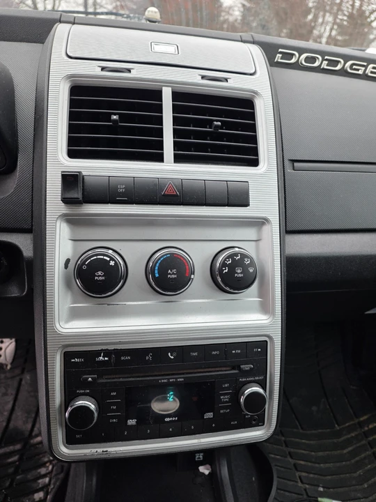 2009 Dodge Journey - Image 19 of 21